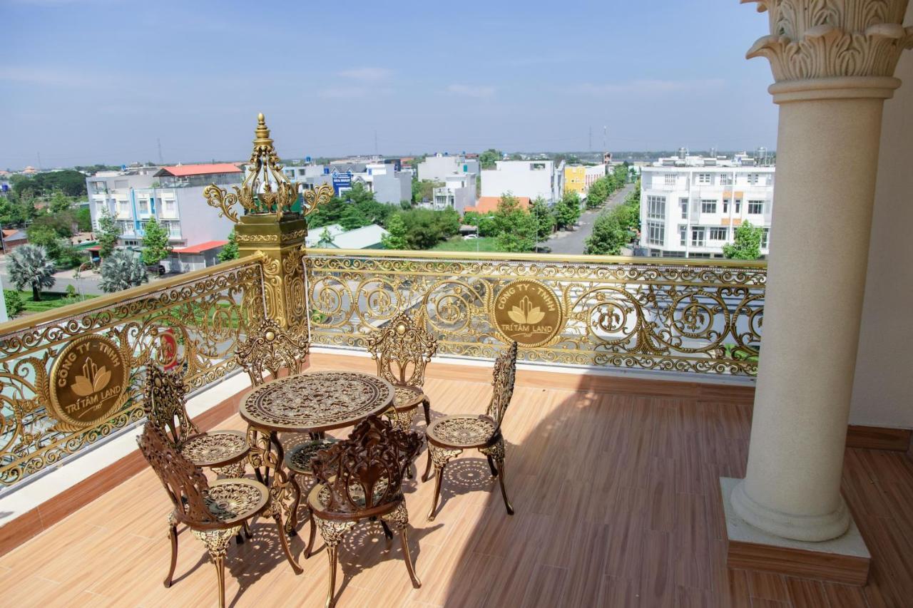 Tri Tam Hotel - Khach San Tri Tam Ben Luc ภายนอก รูปภาพ