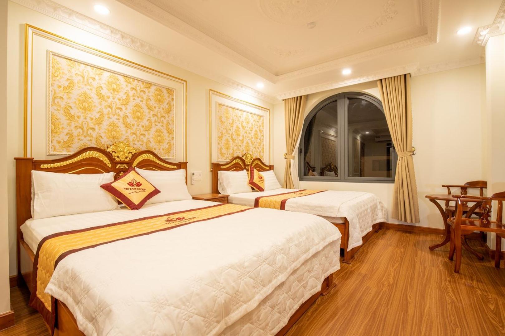 Tri Tam Hotel - Khach San Tri Tam Ben Luc ภายนอก รูปภาพ